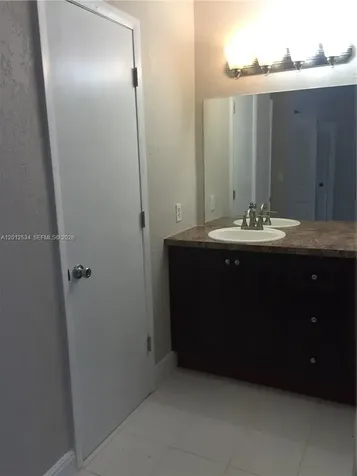 9810 NW 10th Street Pembroke Pines FL 33024