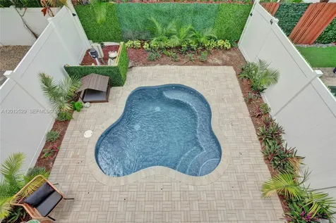 2708 NE 30th Place Fort Lauderdale FL 33306
