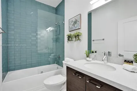 2708 NE 30th Place Fort Lauderdale FL 33306