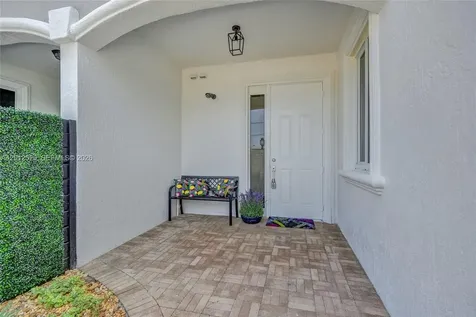2708 NE 30th Place Fort Lauderdale FL 33306