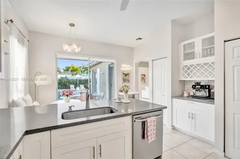6928 NW 33rd Street Margate FL 33063
