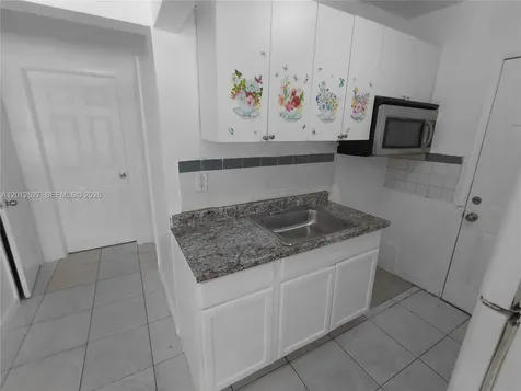 2140 NW 1st Terrace Miami FL 33125