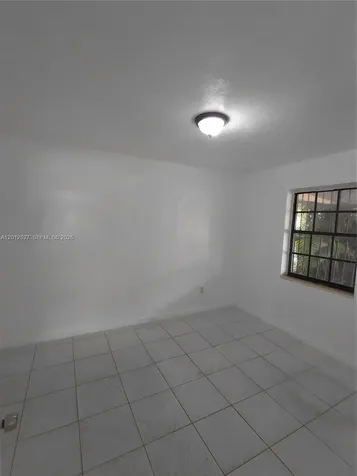 2140 NW 1st Terrace Miami FL 33125