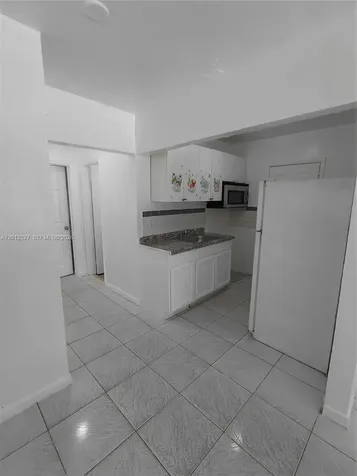 2140 NW 1st Terrace Miami FL 33125