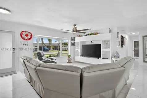 14234 SW 75th Terrace Miami FL 33183