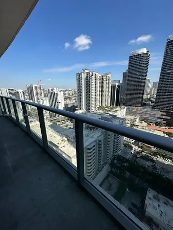 1100 S Miami Avenue Miami FL 33130