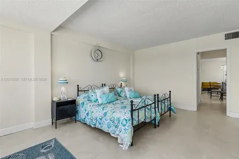 1801 S Surf Road Hollywood FL 33019