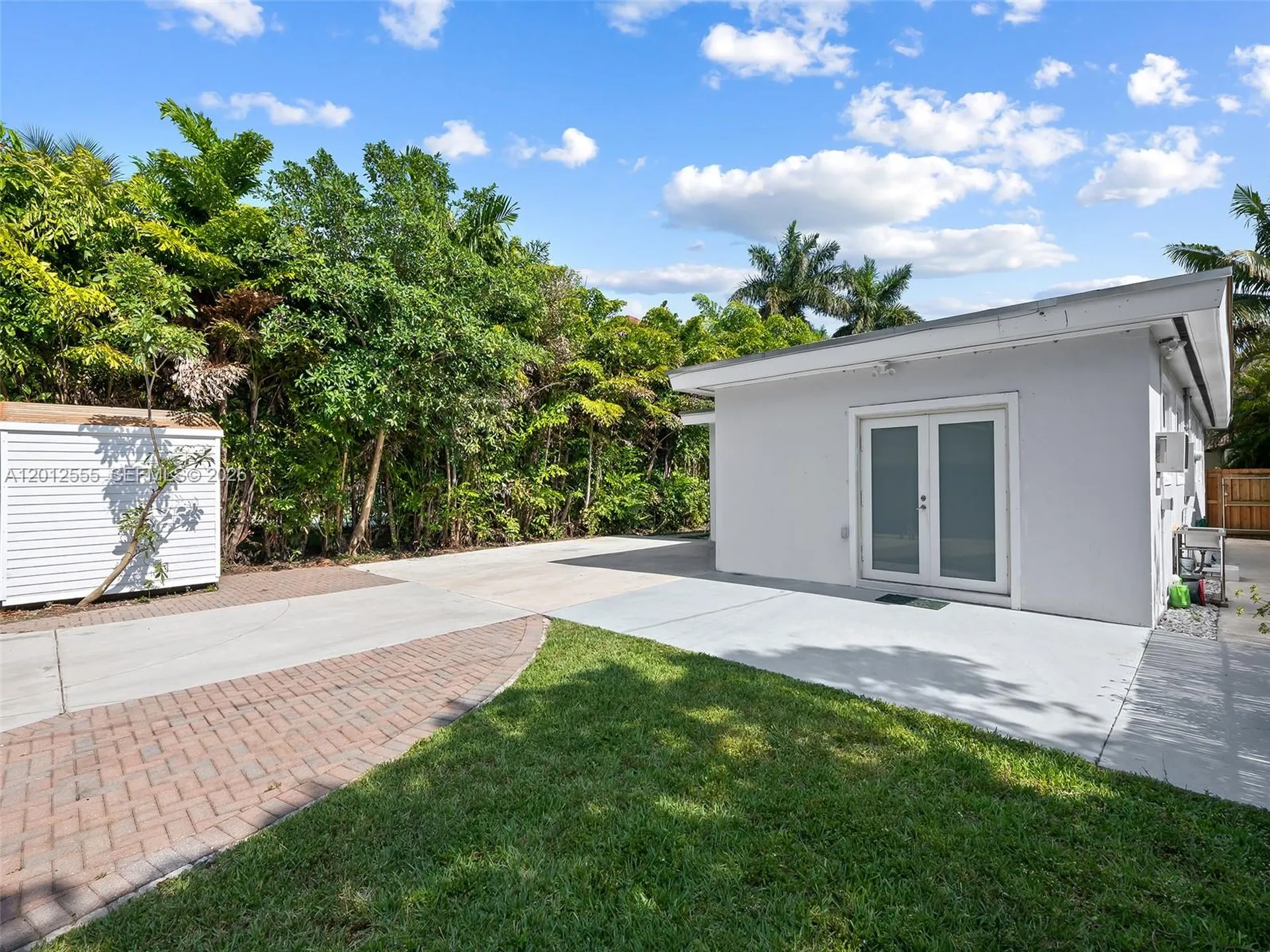 1251 Lincoln Street Hollywood FL 33019