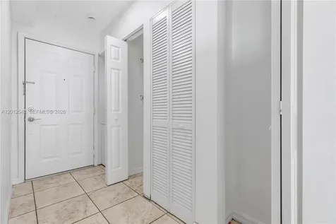 520 SW 5th Street Miami FL 33130