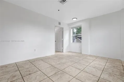 520 SW 5th Street Miami FL 33130