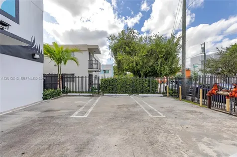520 SW 5th Street Miami FL 33130
