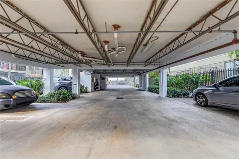 520 SW 5th Street Miami FL 33130