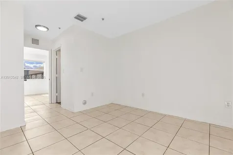 520 SW 5th Street Miami FL 33130