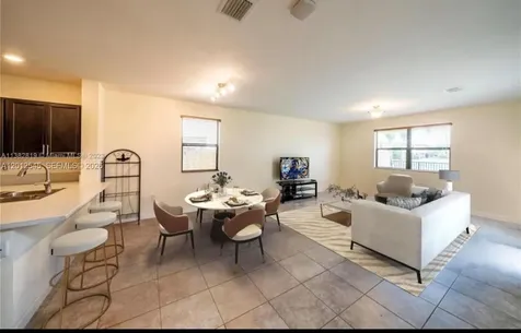 2401 NE 2nd Drive Homestead FL 33033