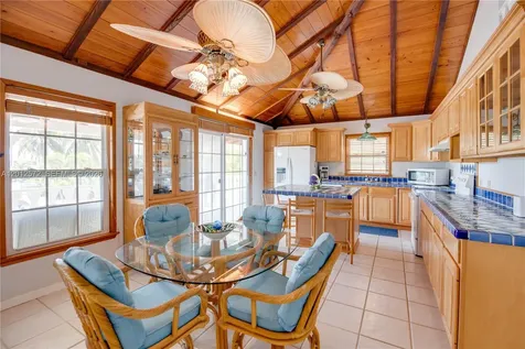 29662 Independence Avenue Big Pine FL 33043