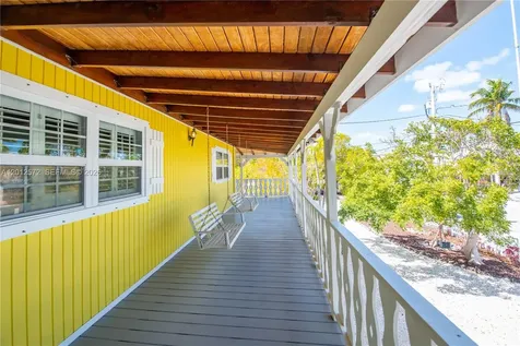 29662 Independence Avenue Big Pine FL 33043