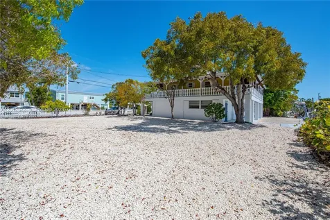 29662 Independence Avenue Big Pine FL 33043