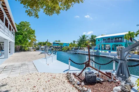 29662 Independence Avenue Big Pine FL 33043
