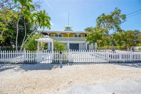 29662 Independence Avenue Big Pine FL 33043