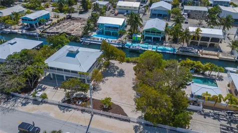 29662 Independence Avenue Big Pine FL 33043