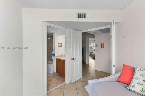 2281 SE 27th Drive Homestead FL 33035