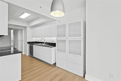 21055 Yacht Club Drive Aventura FL 33180