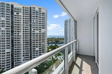 21055 Yacht Club Drive Aventura FL 33180
