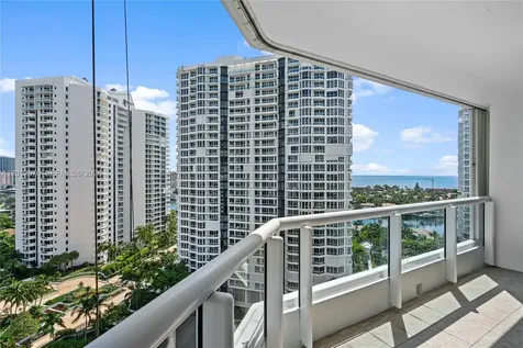 21055 Yacht Club Drive Aventura FL 33180