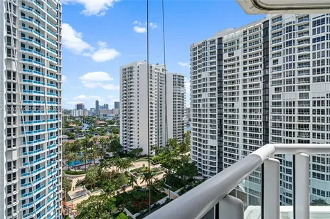 21055 Yacht Club Drive Aventura FL 33180