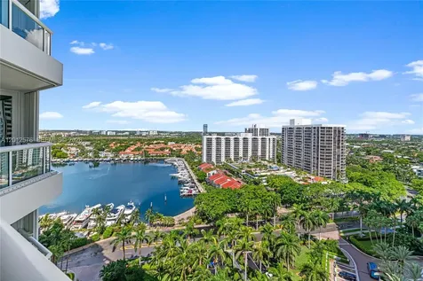 21055 Yacht Club Drive Aventura FL 33180