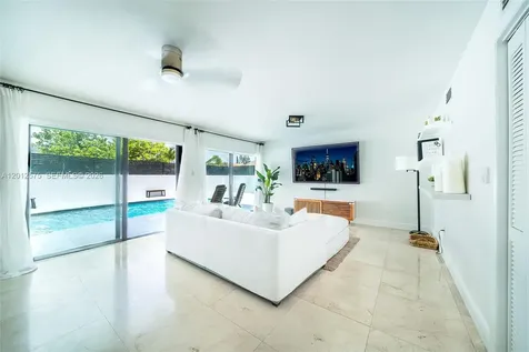 330 SW 133rd Place Miami FL 33184