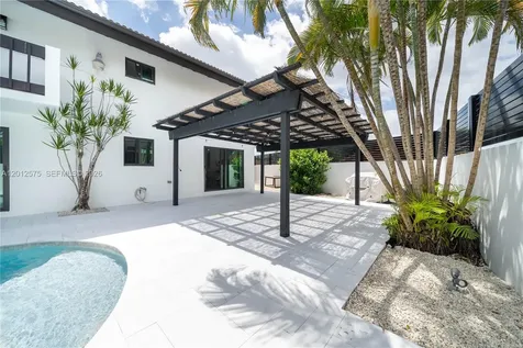 330 SW 133rd Place Miami FL 33184