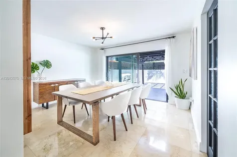 330 SW 133rd Place Miami FL 33184