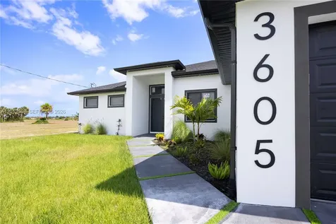 3605 NW 38th Lane Cape Coral FL 333993