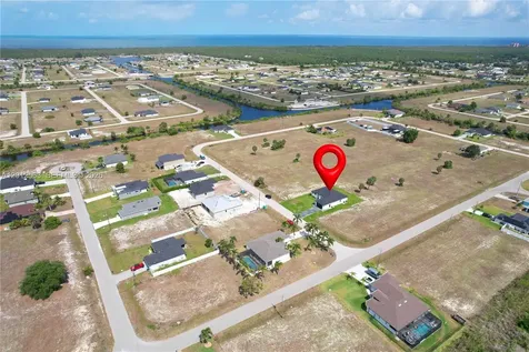 3605 NW 38th Lane Cape Coral FL 333993