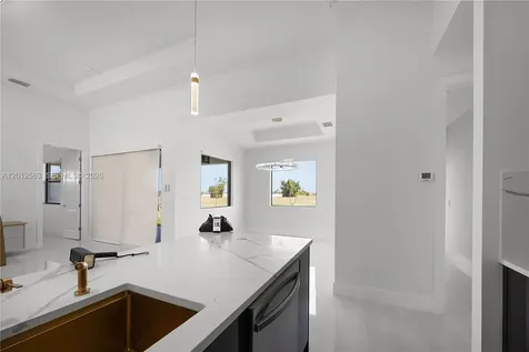 3605 NW 38th Lane Cape Coral FL 333993