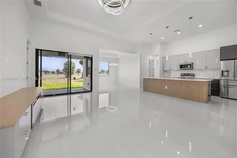 3605 NW 38th Lane Cape Coral FL 333993