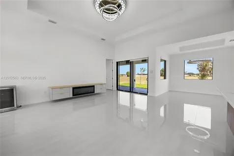 3605 NW 38th Lane Cape Coral FL 333993