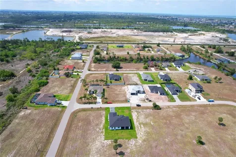 3605 NW 38th Lane Cape Coral FL 333993