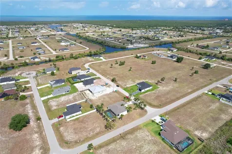 3605 NW 38th Lane Cape Coral FL 333993