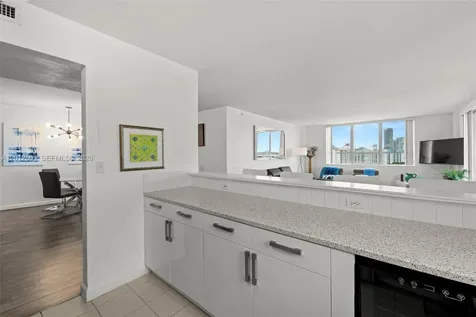 1500 Bay Road Miami Beach FL 33139