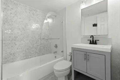 1500 Bay Road Miami Beach FL 33139