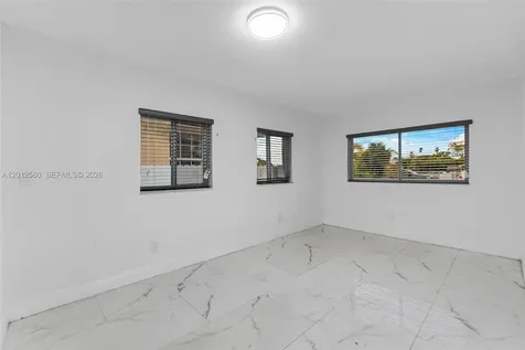 4530 SW 25th Street West Park FL 33023