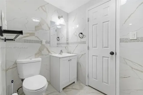 4530 SW 25th Street West Park FL 33023