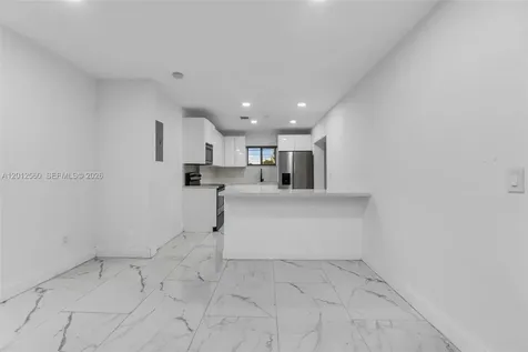 4530 SW 25th Street West Park FL 33023