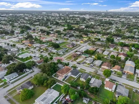 4530 SW 25th Street West Park FL 33023