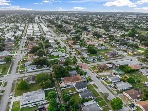 4530 SW 25th Street West Park FL 33023