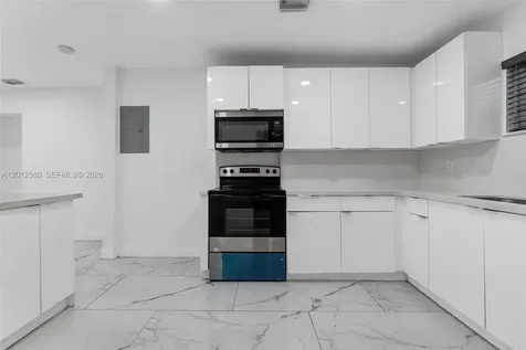4530 SW 25th Street West Park FL 33023
