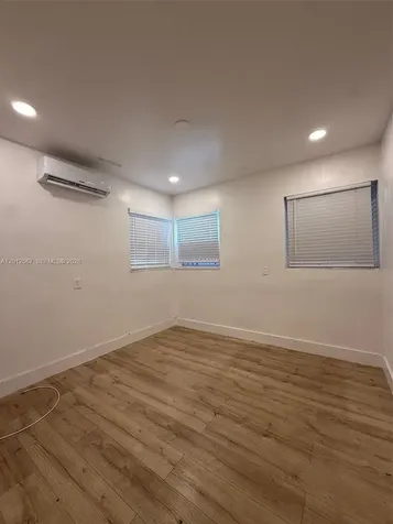 7724 NE 1st Avenue Miami FL 33138