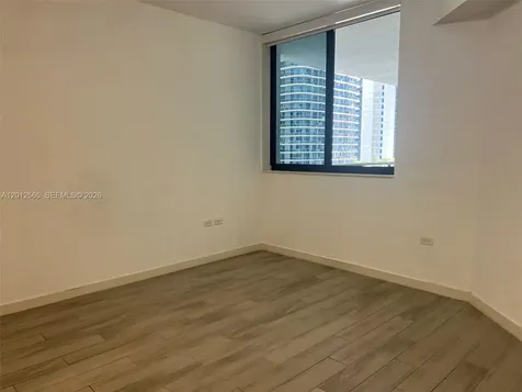 999 SW 1st Avenue Miami FL 33130
